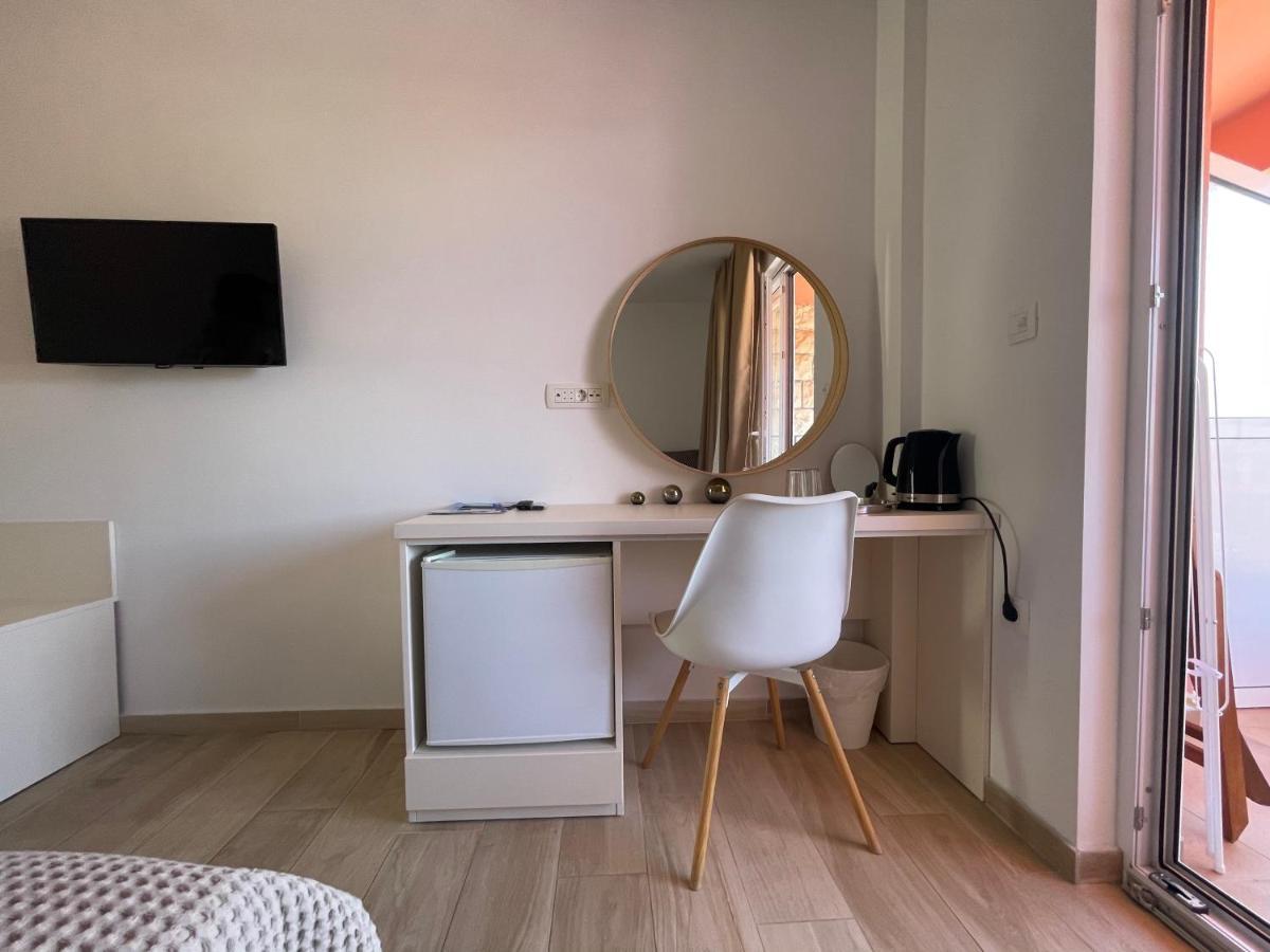 St. Nicholas Rooms Hvar Town Exterior foto