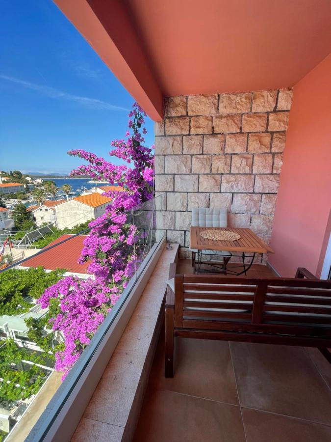 St. Nicholas Rooms Hvar Town Exterior foto